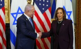 Kamala Harris, İsrail’in ‘kendini savunma hakkını’ vurgularken, Benjamin Netanyahu’ya Gazze’deki acılara ‘sessiz kalmayacağını’ söyledi | Dünya Haberleri