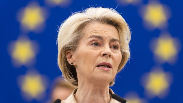 AB Parlamentosu’ndan canlı yayın: Von der Leyen kariyerinin en önemli konuşmasını yapıyor | Politika