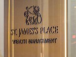 BUSINESS LIVE: St James’s Place 500 milyon sterlinlik maliyet kesintisi yapacak; BP temettüyü artırdı; StanChart’ın kârı yükseldi