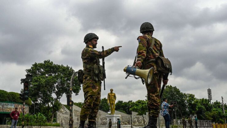 Bangladeş ordusu, ölümcül öğrenci protestoları sırasında ülke çapında konuşlandırıldı