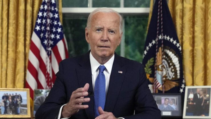 Biden, “kişisel hırslar” dahil hiçbir şeyin demokrasiyi kurtarmanın önüne geçemeyeceğini söyledi