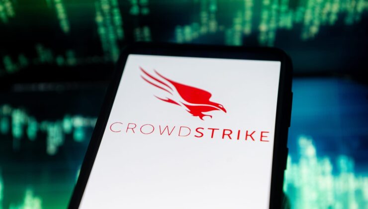 CrowdStrike (CRWD) hisseleri büyük bir BT kesintisi sonrasında düşüşe geçti