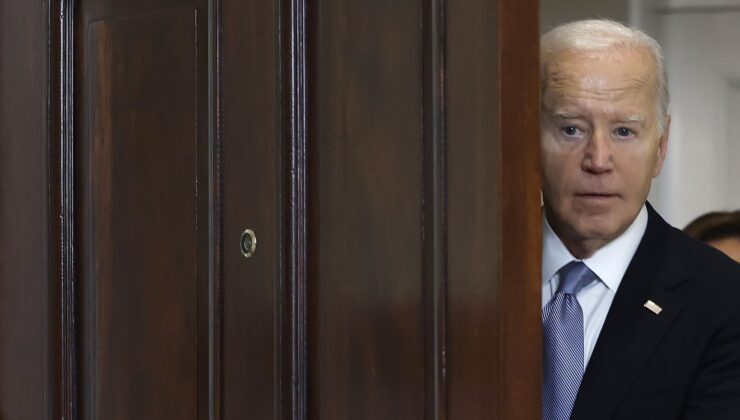 Demokratlar Biden’ı Trump’a karşı yarıştan çekilmeye çağırdı