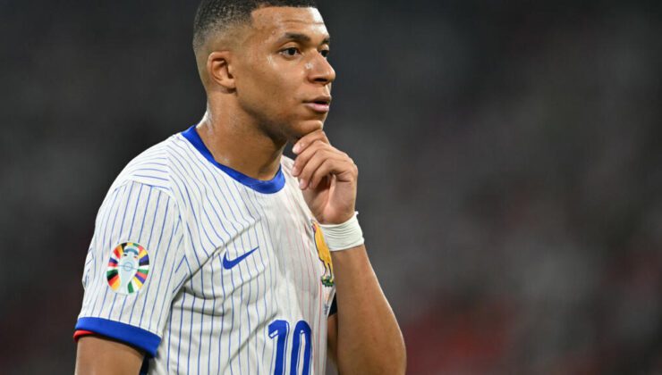 Mbappé’nin Real Madrid’e resmen katılmasını on binlerce kişi karşıladı