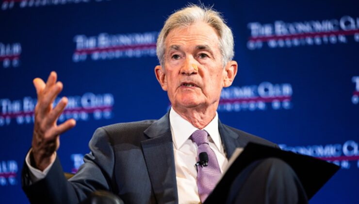 Powell, Fed’in faiz oranlarını düşürmek için enflasyonun %2’ye düşmesini beklemeyeceğini belirtti