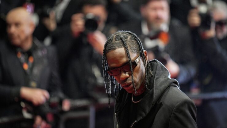 Paris’teki bir grup güvenlik görevlisiyle kavga edip gözaltına alınan rapçi Travis Scott serbest bırakıldı