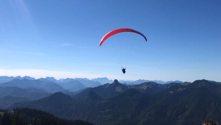 Tirol: Yamaç paraşütü kazalarında bir günde üç ölü – kurbanlar arasında Almanlar (10) var