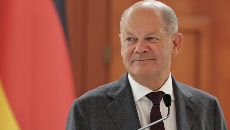 Olaf Scholz, Moldova’ya destek ve Ukrayna’ya daha fazla askeri yardım sözü verdi