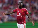 Aaron Wan-Bissaka, Manchester United’dan 15 milyon sterlinlik bir anlaşmayla West Ham’a katıldı. Sağ bek oyuncusu, Londra Stadyumu’nda yedi yıllık bir anlaşma imzalarken bunun ‘çok kolay bir karar’ olduğunu itiraf etti.