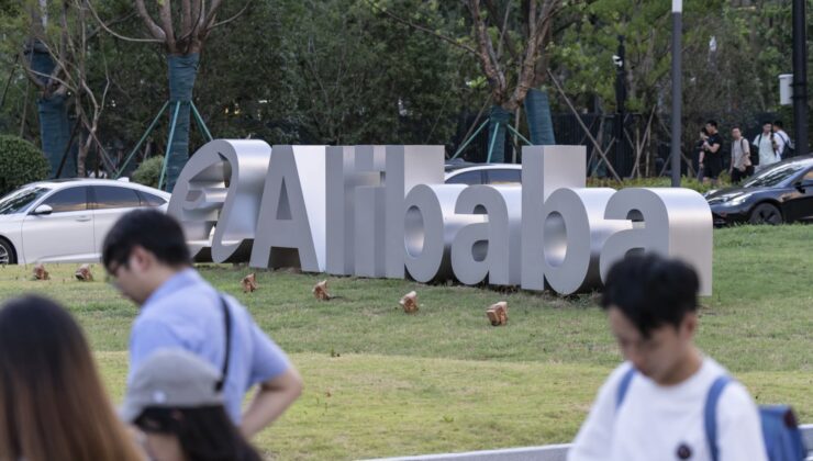 Alibaba hisseleri bulut hızlanmasına rağmen beklentilerin altında kalan kazançların ardından piyasa öncesinde %4 düştü