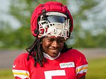 Chiefs alıcısı Marquise ‘Hollywood’ Brown, Kansas City’deki ilk maçında omuz sakatlığı nedeniyle HASTANEYE kaldırıldı