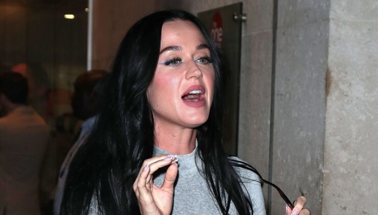 Hayranlar, Katy Perry’nin kalabalığa pizza atmasına öfkelendi – Ünlü Haberleri – Eğlence