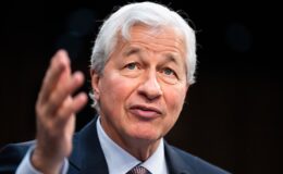 Jamie Dimon hala bir durgunluğun önümüzde olduğunu düşünüyor