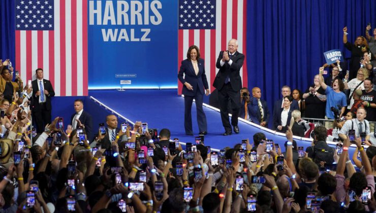 Kamala Harris ve Tim Walz, ABD başkanlık turlarına Philadelphia’da sevinç ve güç gösterisiyle başlıyor