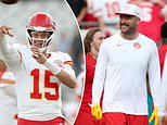 Patrick Mahomes ve Travis Kelce GERİ DÖNDÜ! Chiefs yıldızları Jacksonville’de sezon öncesi ilk kez sahaya çıkarken Kansas City’nin yıldızları dördüncü Super Bowl şampiyonluğunu hedefliyor