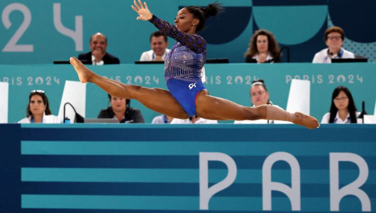 Simone Biles, altıncı Olimpiyat altını için genel tacını geri aldı