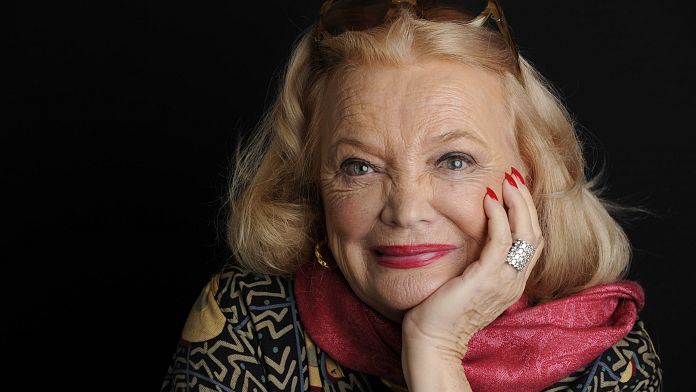 Sinemada güçlü kadın karakterlere hayat veren Gena Rowlands hayatını kaybetti