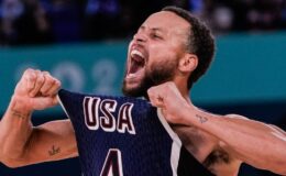 Steph Curry, ABD Takımı Fransa’yı Yendi ve İlk Olimpiyat Altın Madalyasını Kazandı