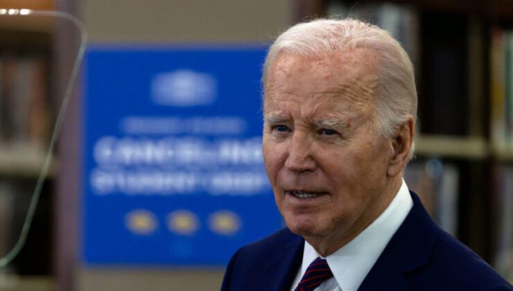 Yüksek Mahkeme, Biden yönetiminin son öğrenci kredisi affı planını şimdilik yeniden yürürlüğe koymayacak