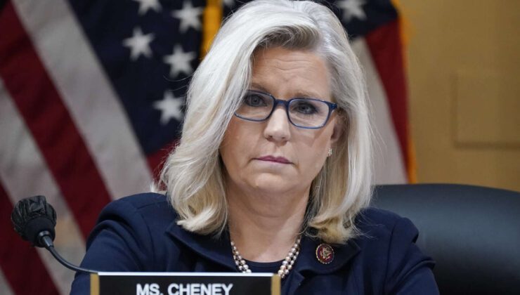 Eski Temsilci Liz Cheney, Kamala Harris’i desteklemek için parti sınırlarını aştı