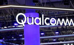 Qualcomm, Intel ve AMD’ye meydan okuyarak en son AI PC çipini piyasaya sürdü